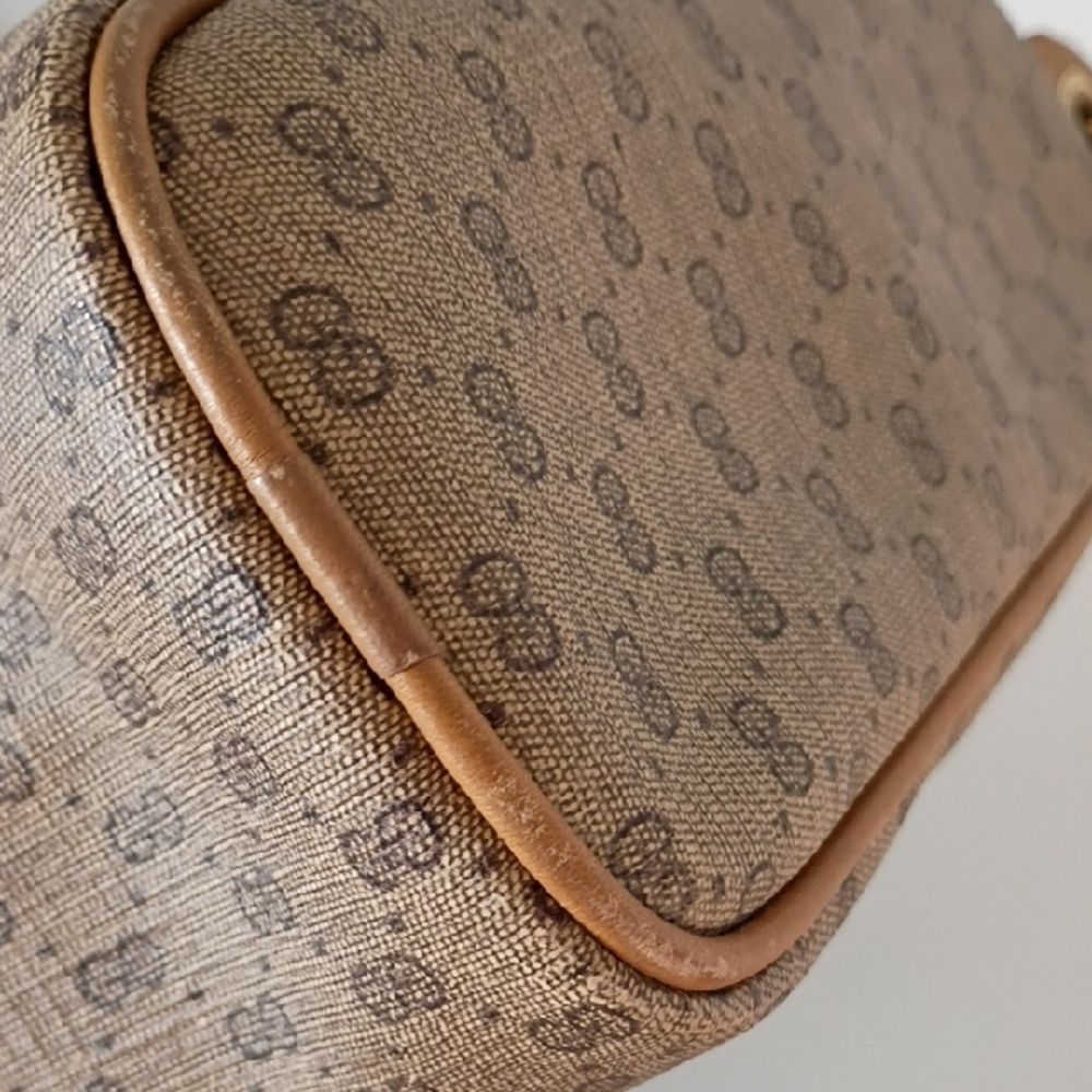 Vintage Gucci Micro GG brown coated canvas crossbody camera bag - Picture 11 of 16